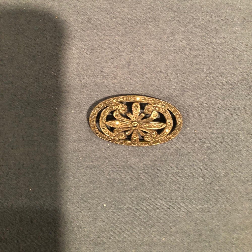 Victorian silver tone brooch